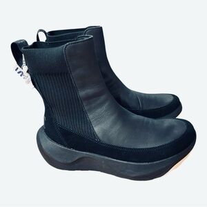 NWOT The North Face Women’s Halseigh Knit Boots Black Size 10